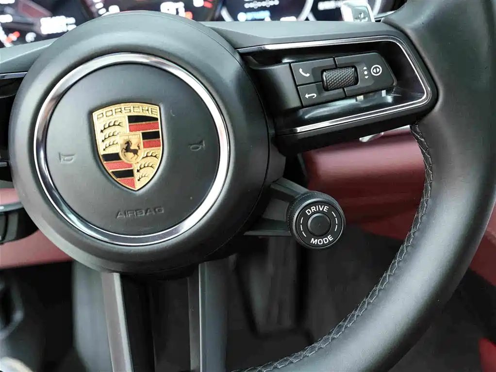 Porsche Panamera 2022 — фото 16