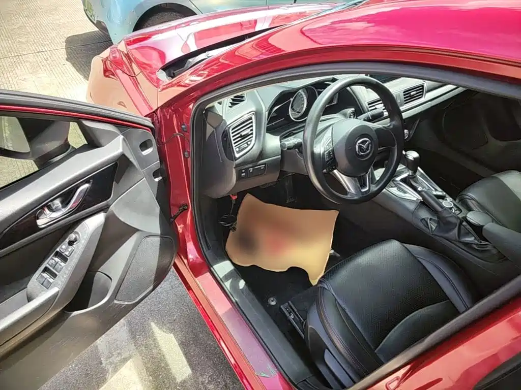 Mazda 3 Angkesela 2015 — фото 16