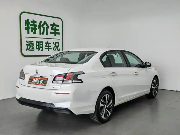 Peugeot 408 2021