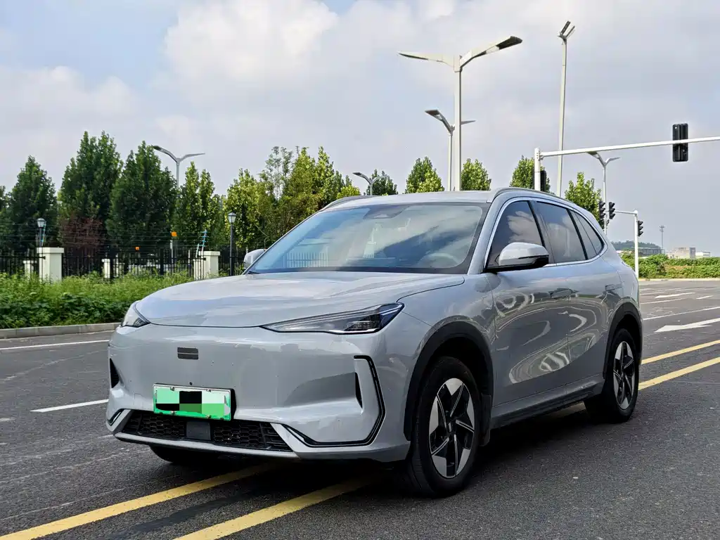 Geely Galaxy E5 2026 — фото 1