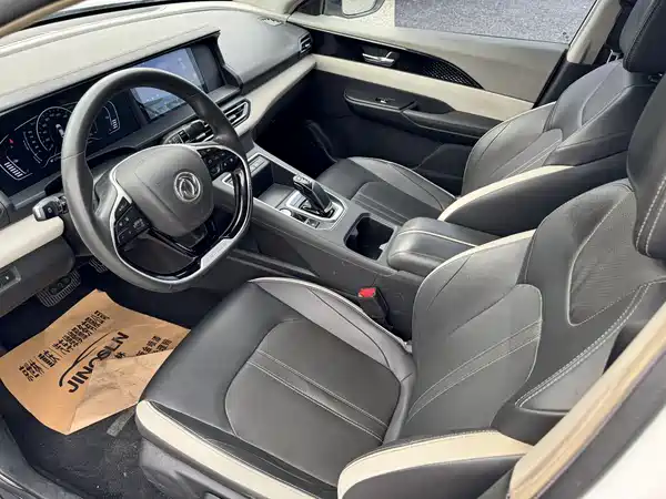 Dongfeng E70 2022