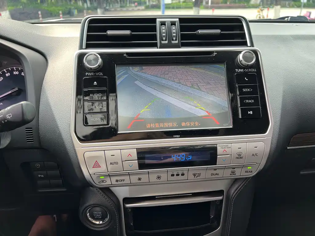 Toyota Prado 2019 — фото 16