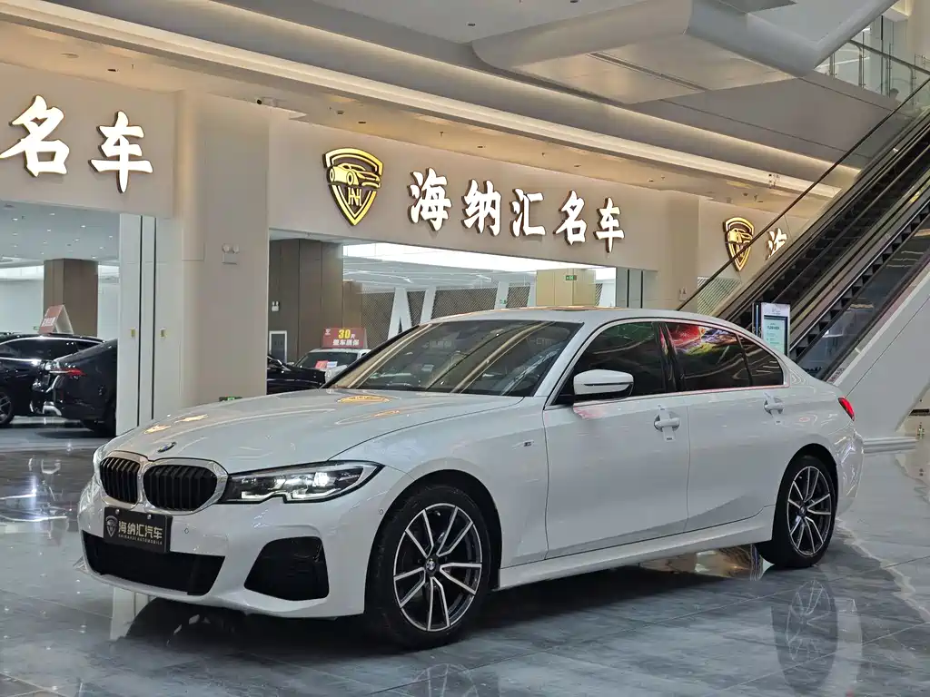 BMW 3 Series 2021