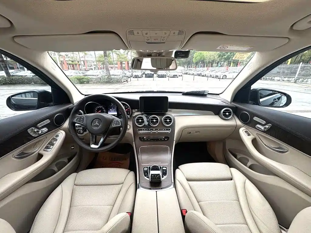 Mercedes-Benz GLC 2017