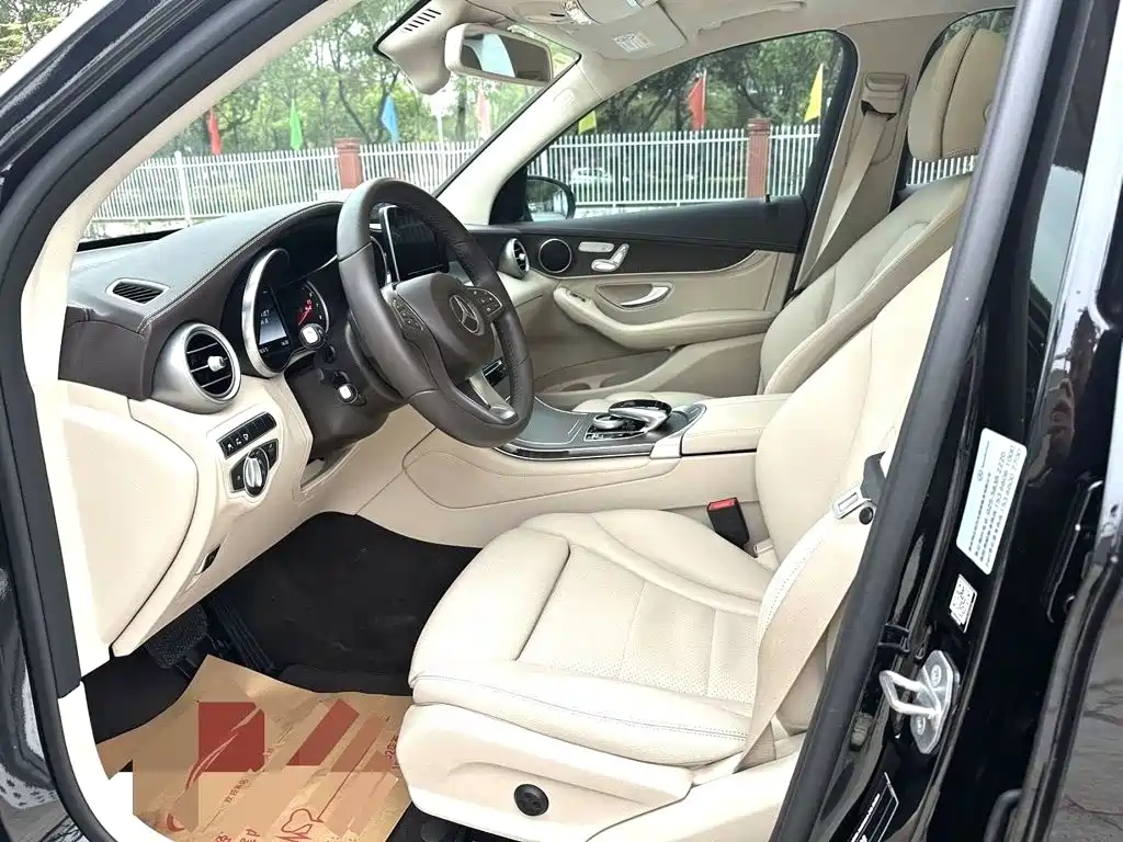 Mercedes-Benz GLC 2017