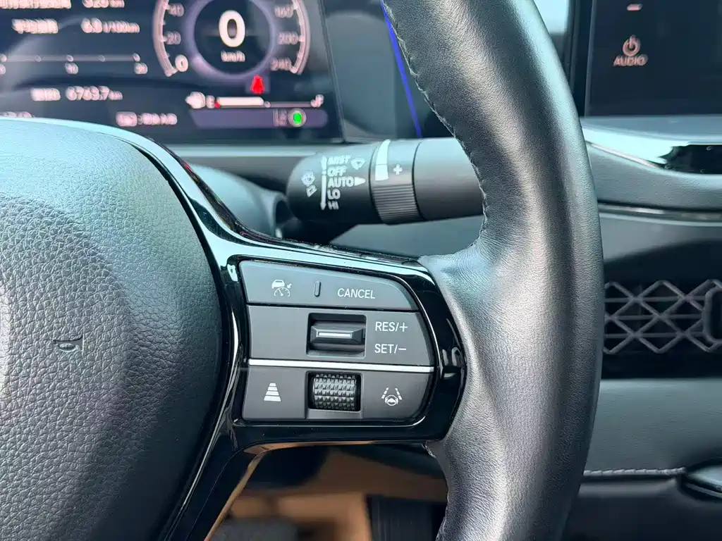 Honda Accord 2023 — фото 24