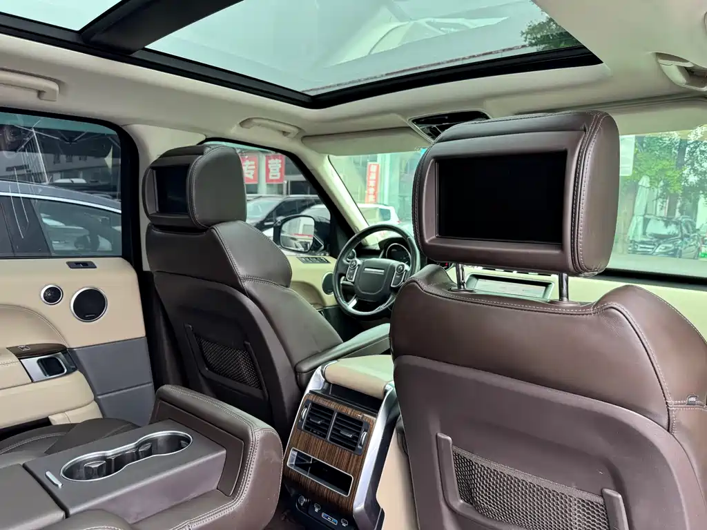 Land Rover Sport 2017 — фото 16