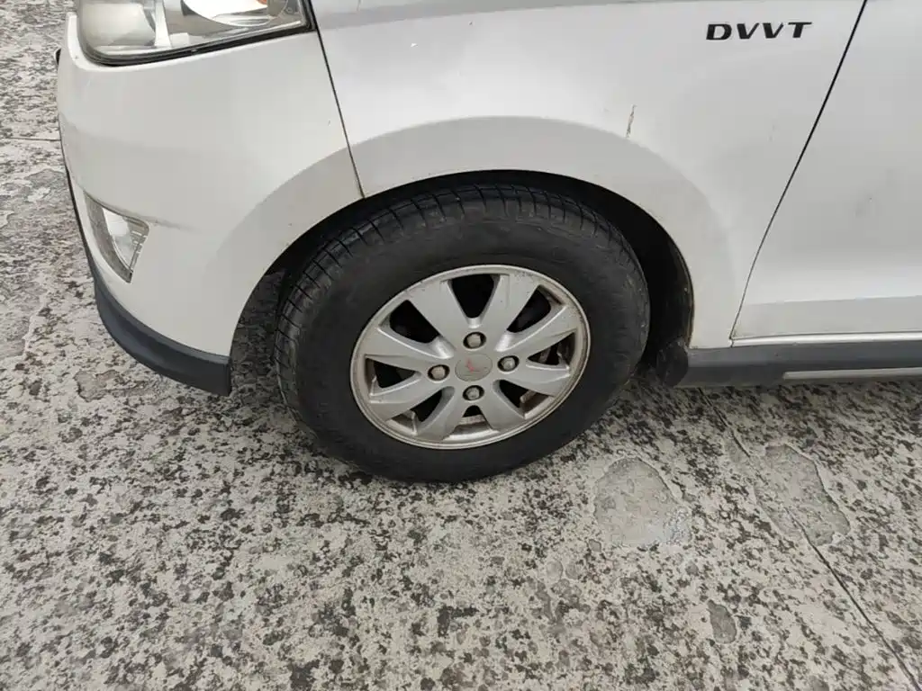 Wuling Hongguang 2015 — фото 23