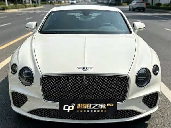 Bentley Continental 2021