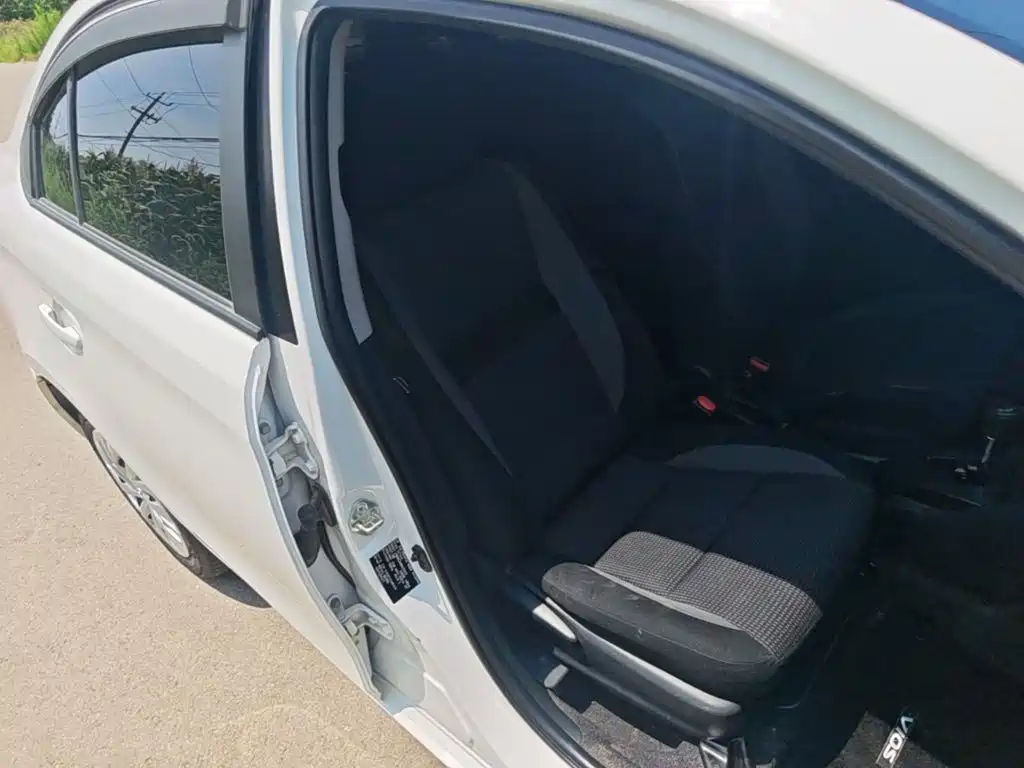 Toyota Vios 2022 — фото 25