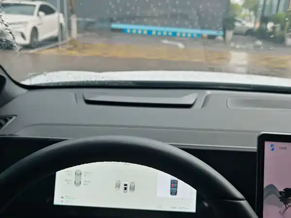 BYD Song L DM-i 2025