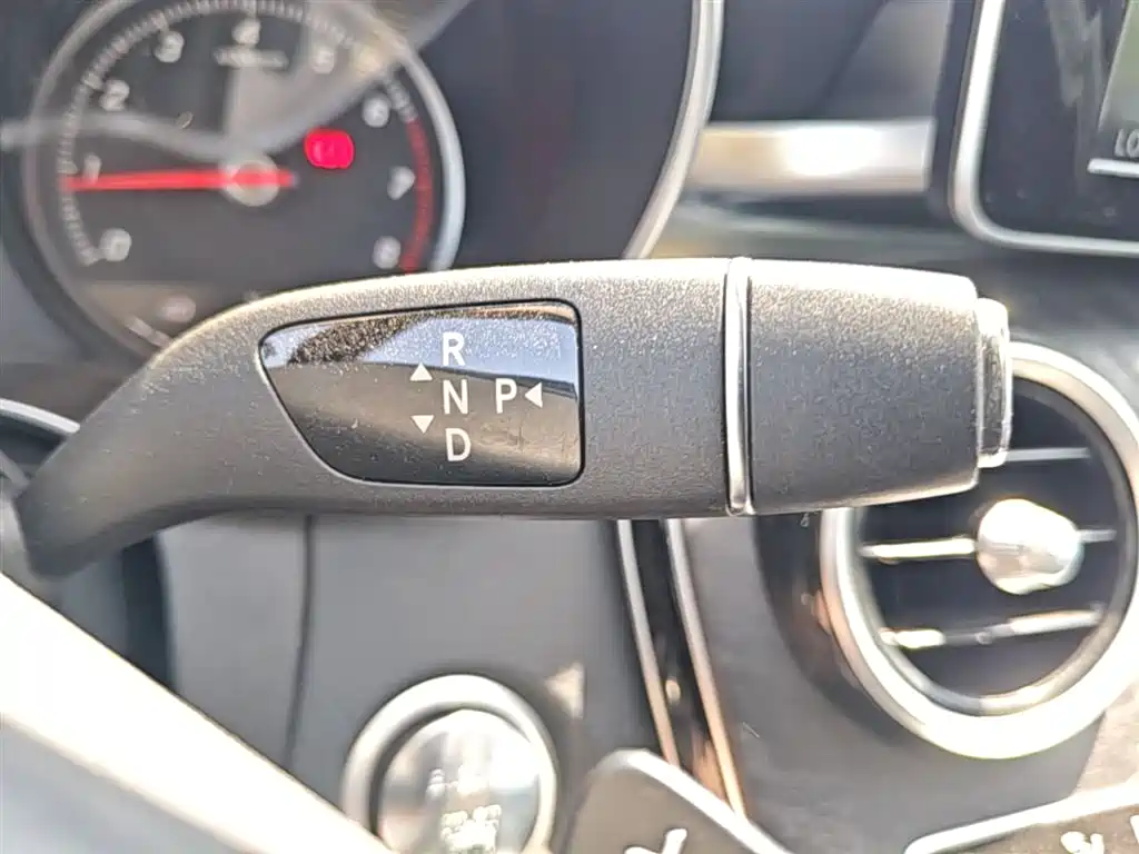 Mercedes-Benz C-Class 2016 — фото 14