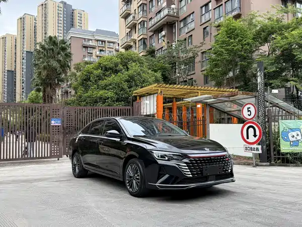 Dongfeng Yixuan MAX 2022