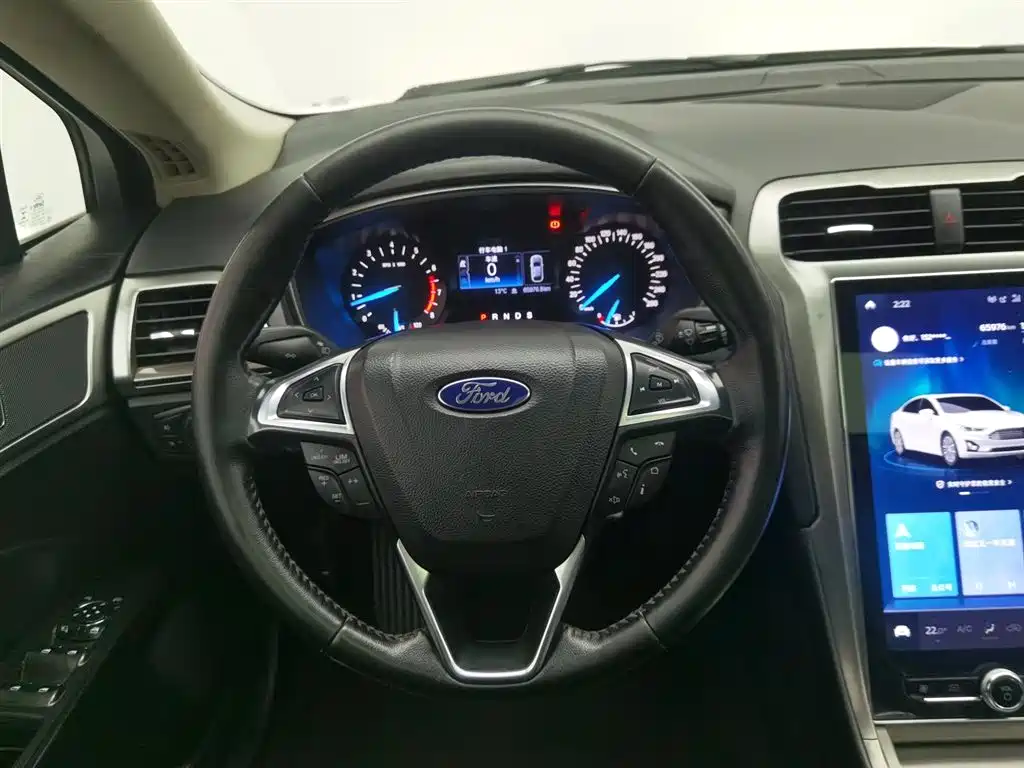 Ford Mondeo 2020 — фото 11