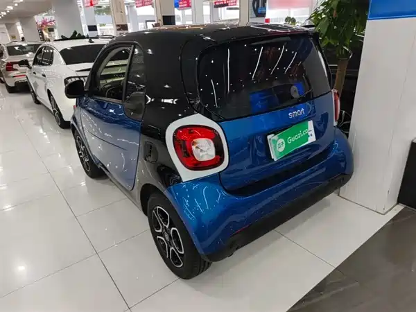 smart fortwo 2019