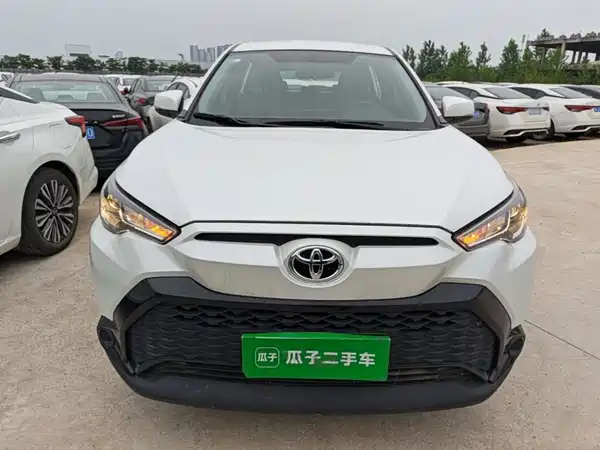 Toyota Frontlander 2025