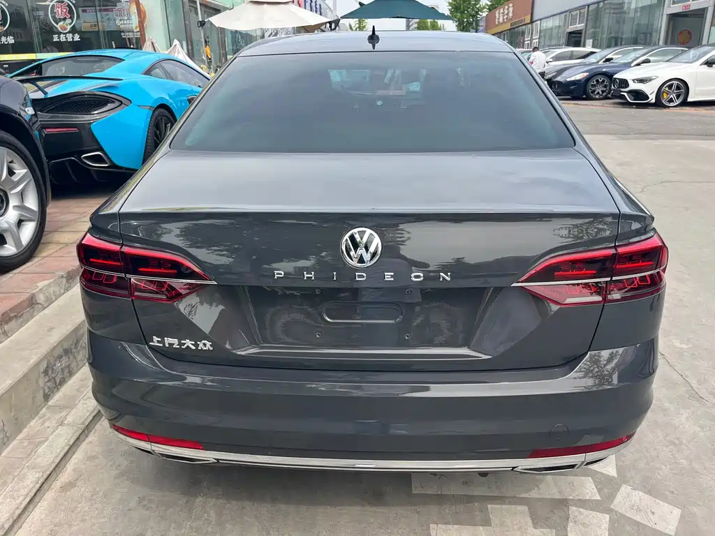 Volkswagen Phideon 2016 — фото 3