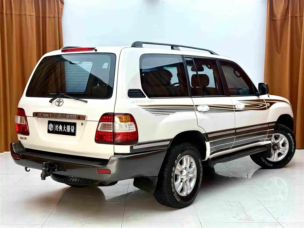 Toyota Land Cruiser 2005 — фото 4