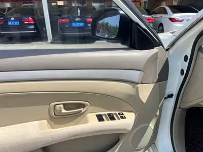 Nissan Sylphy 2012