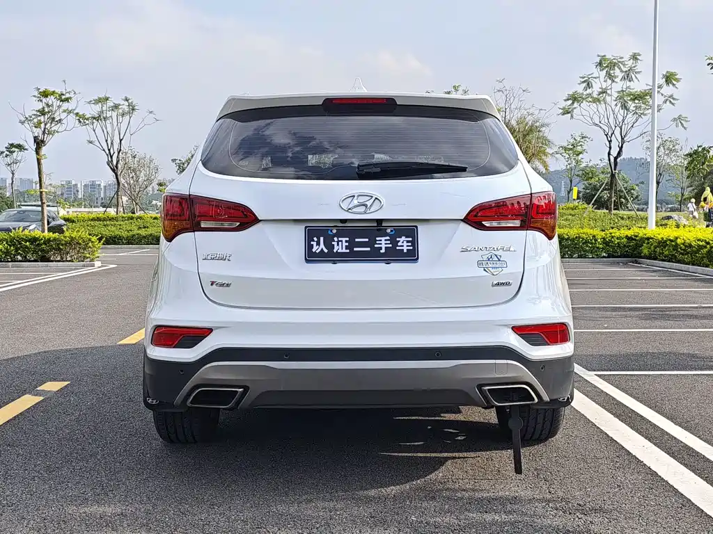 Hyundai Santa Fe 2018 — фото 5