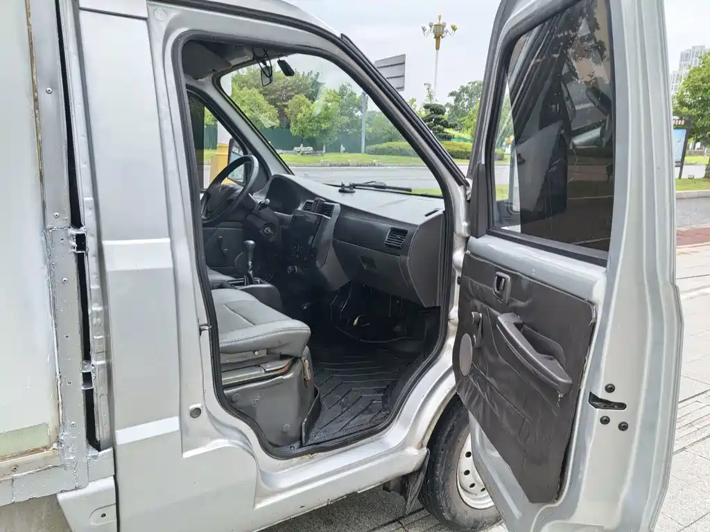 Wuling Rongguang Light Truck 2019 — фото 9