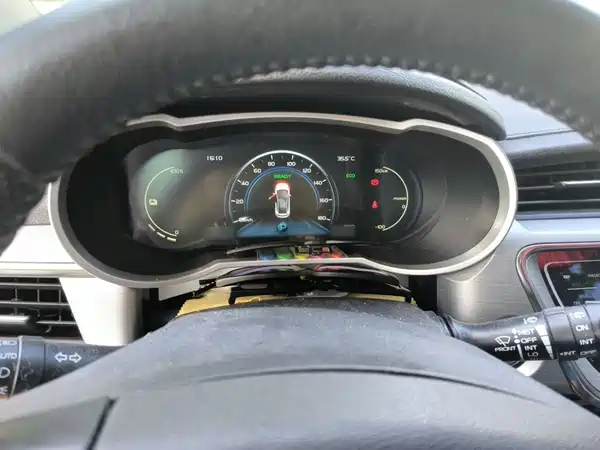 Geely Emgrand Gse 2019