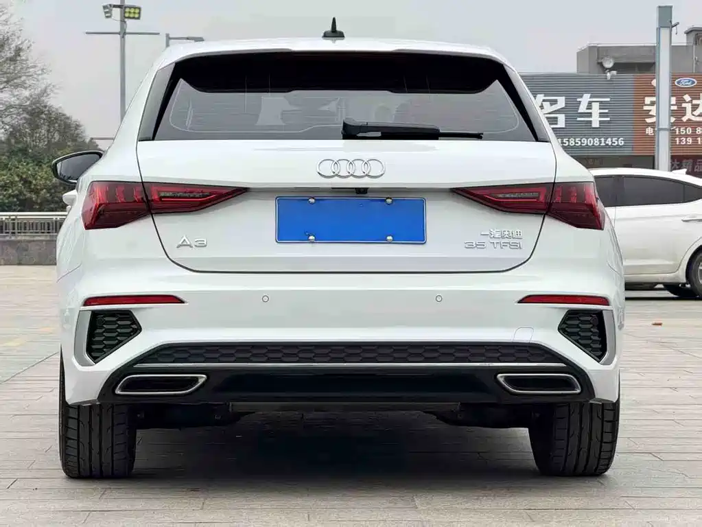 Audi A3 2023 — фото 4