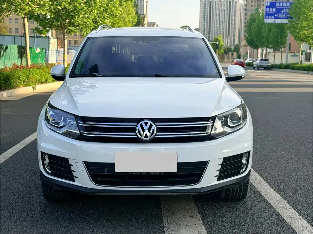 Volkswagen Tiguan 2015 — фото 2