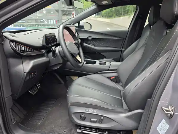 Volkswagen Distinctive 06 2025