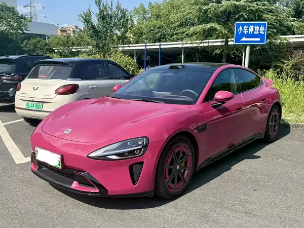 Xiaomi SU7 2025
