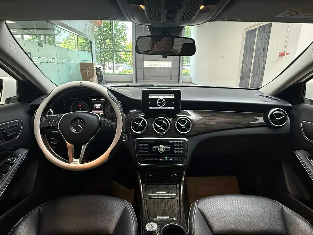 Mercedes-Benz GLA 2015 — фото 26