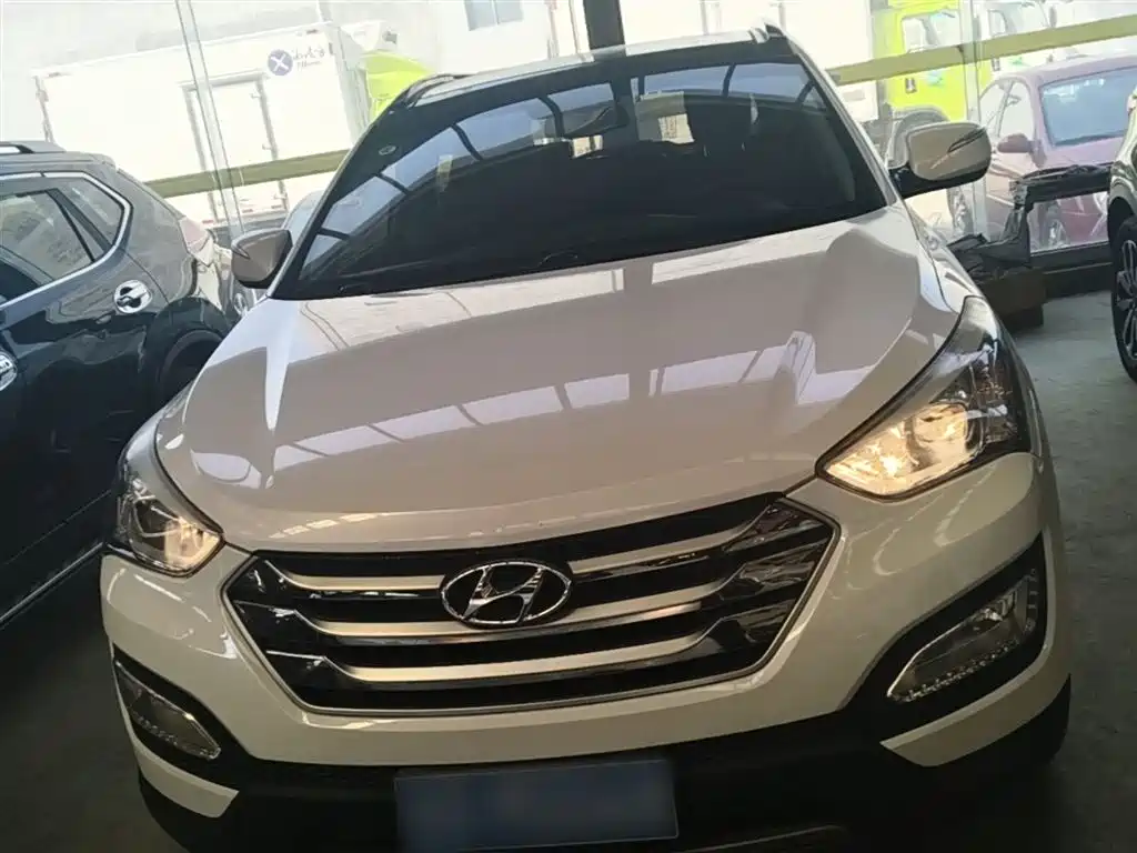 Hyundai Santa Fe 2016 — фото 3