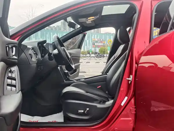 Mazda CX-4 2023
