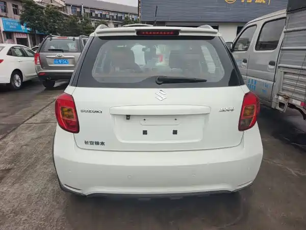 Suzuki Karma 2014
