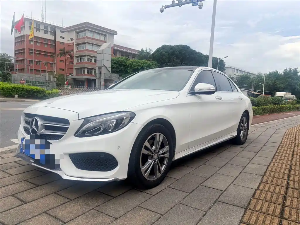 Mercedes-Benz C-Class 2017 — фото 1