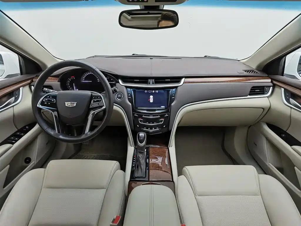 Cadillac XTS 2017 — фото 5