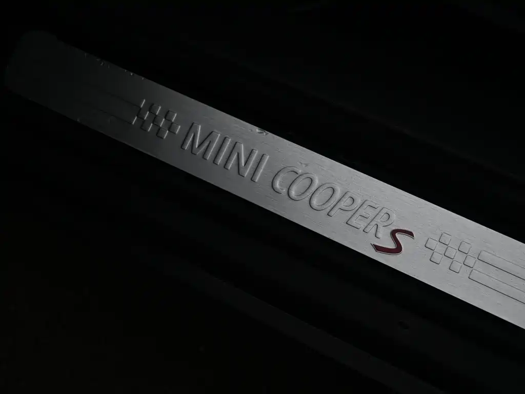MINI Clubman 2016 — фото 17