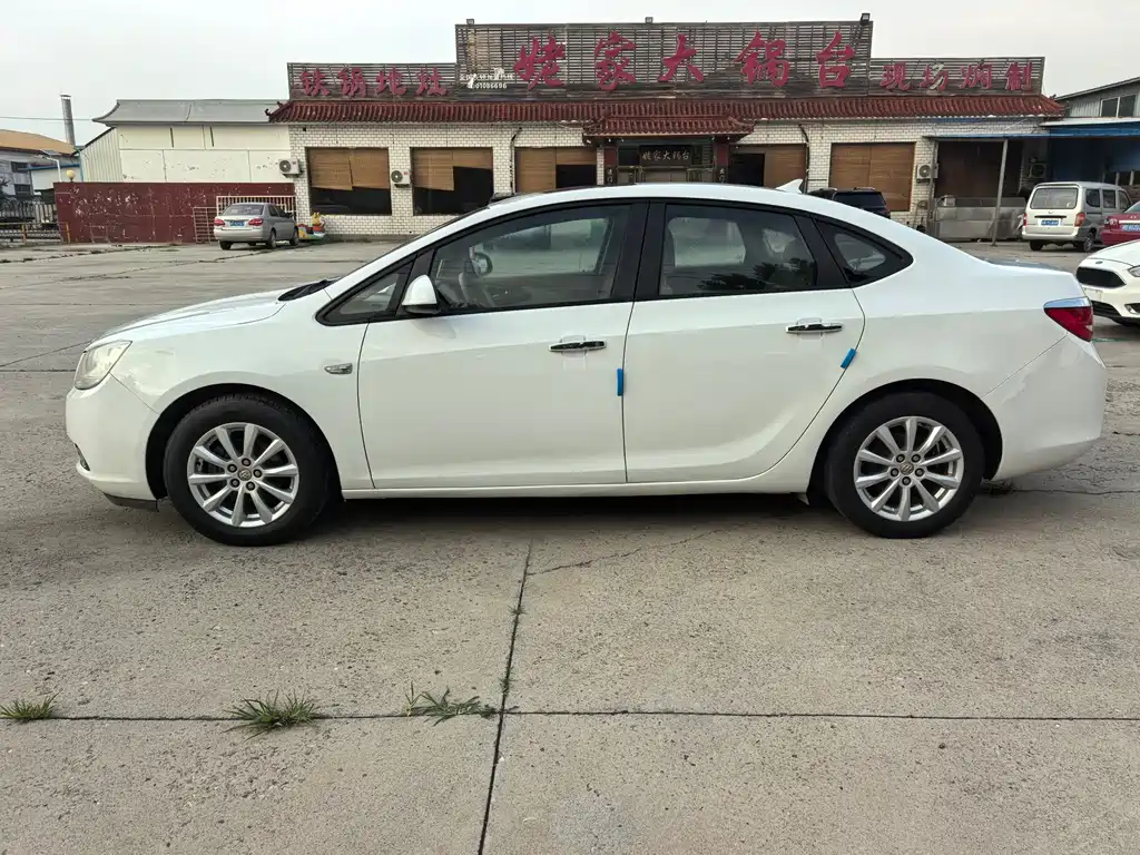 Buick Excelle 2015