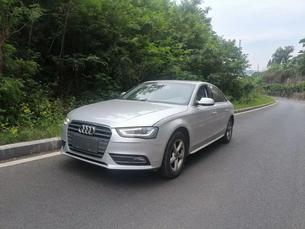 Audi A4L 2014