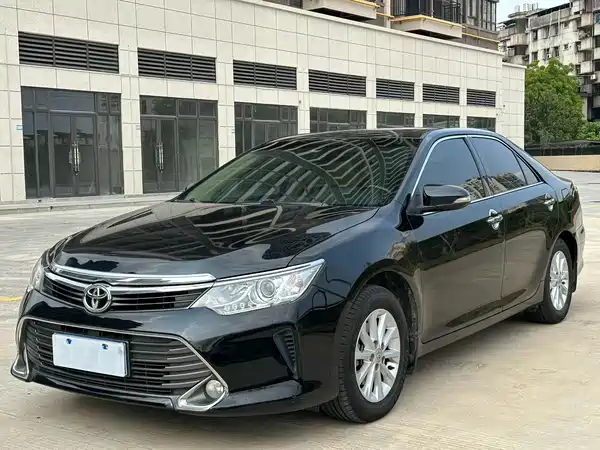 Toyota Camry 2016