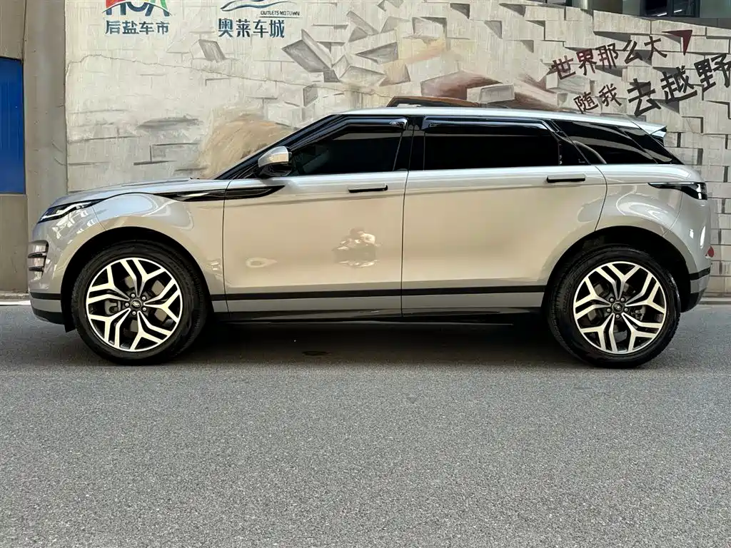 Land Rover Evoque 2023 — фото 3