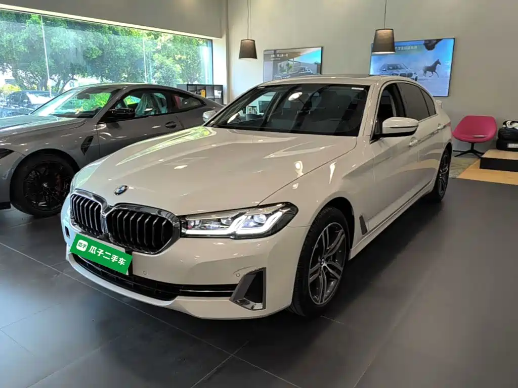 BMW 5 Series 2023
