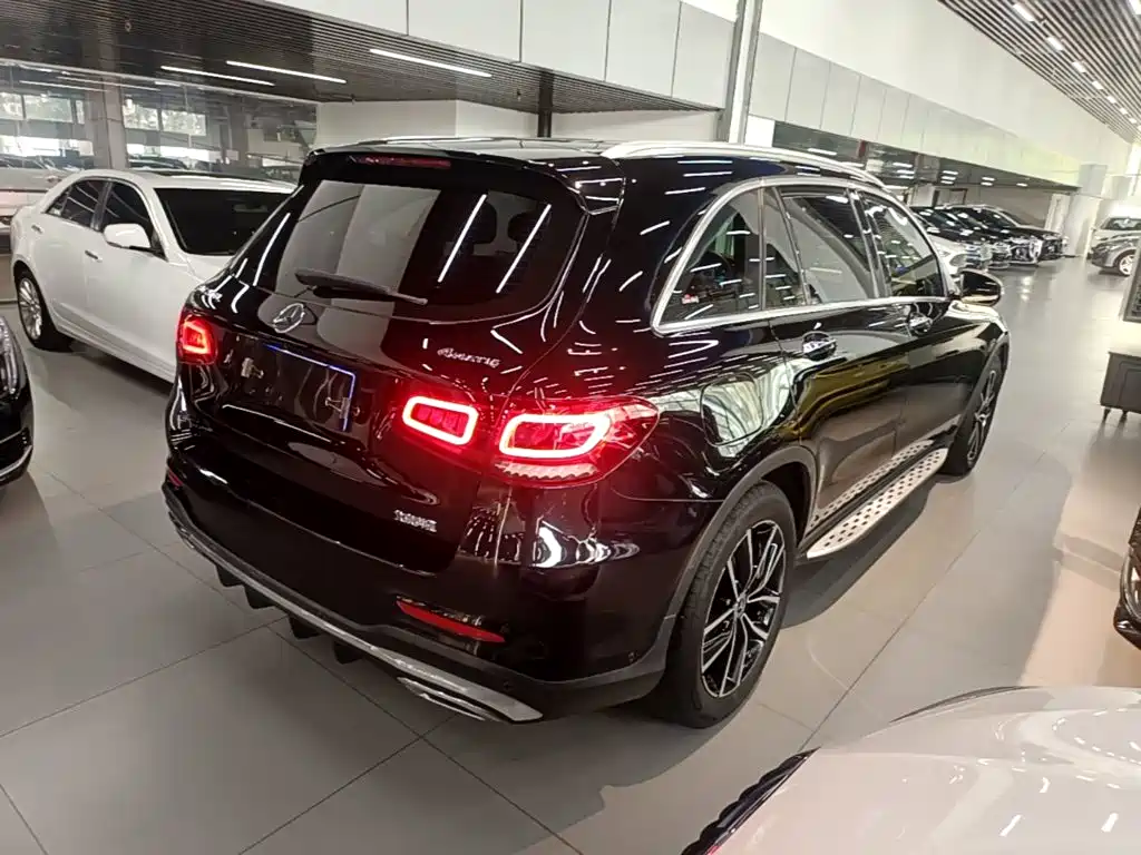 Mercedes-Benz GLC 2021