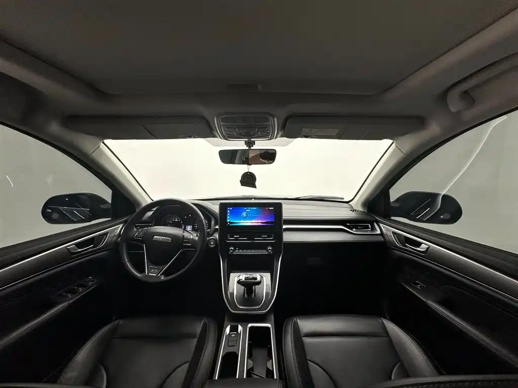 Haval M6 2022 — фото 10