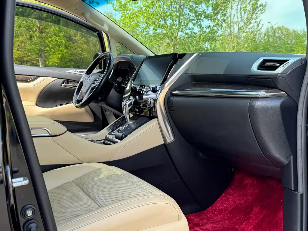 Toyota Vellfire 2020 — фото 9