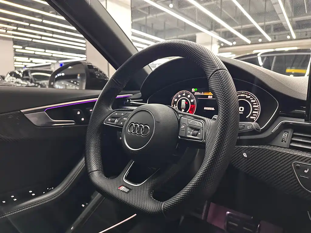 Audi RS 4 2020 — фото 14