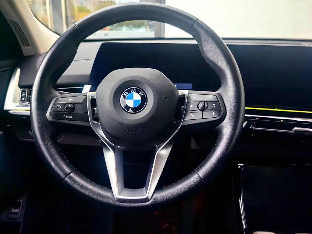 BMW X2 2024 — фото 11
