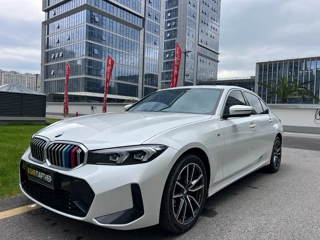 BMW 3 Series 2023