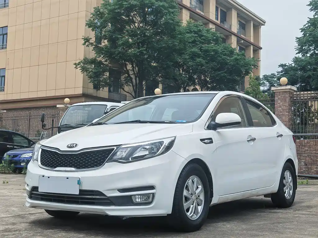 Kia K2 2015