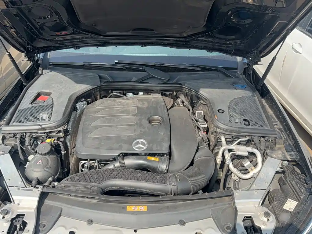Mercedes-Benz E-Class 2022 — фото 12